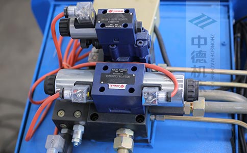 ZDPK-6325采用進(jìn)口液壓閥，抗高壓，持久耐用無故障.jpg