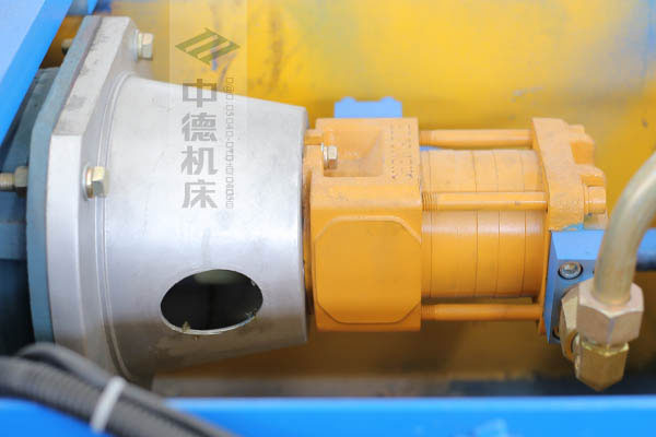 ZDPK-10032采用國內(nèi)一流品牌電機(jī)及油泵，動力強(qiáng)勁，噪音低