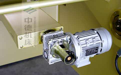 ZDS-840后檔料減速電機(jī)，質(zhì)量好，模擬運(yùn)算定位速度快.jpg