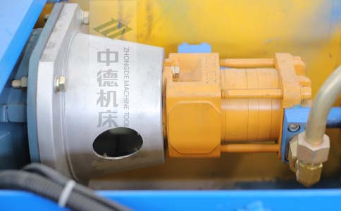 ZDPK-10025采用國(guó)內(nèi)一流品牌電機(jī)及油泵，動(dòng)力強(qiáng)勁，噪音低.jpg