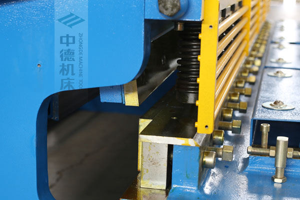 ZDS-632選用上海優(yōu)質(zhì)刀片，使用壽命更長.jpg